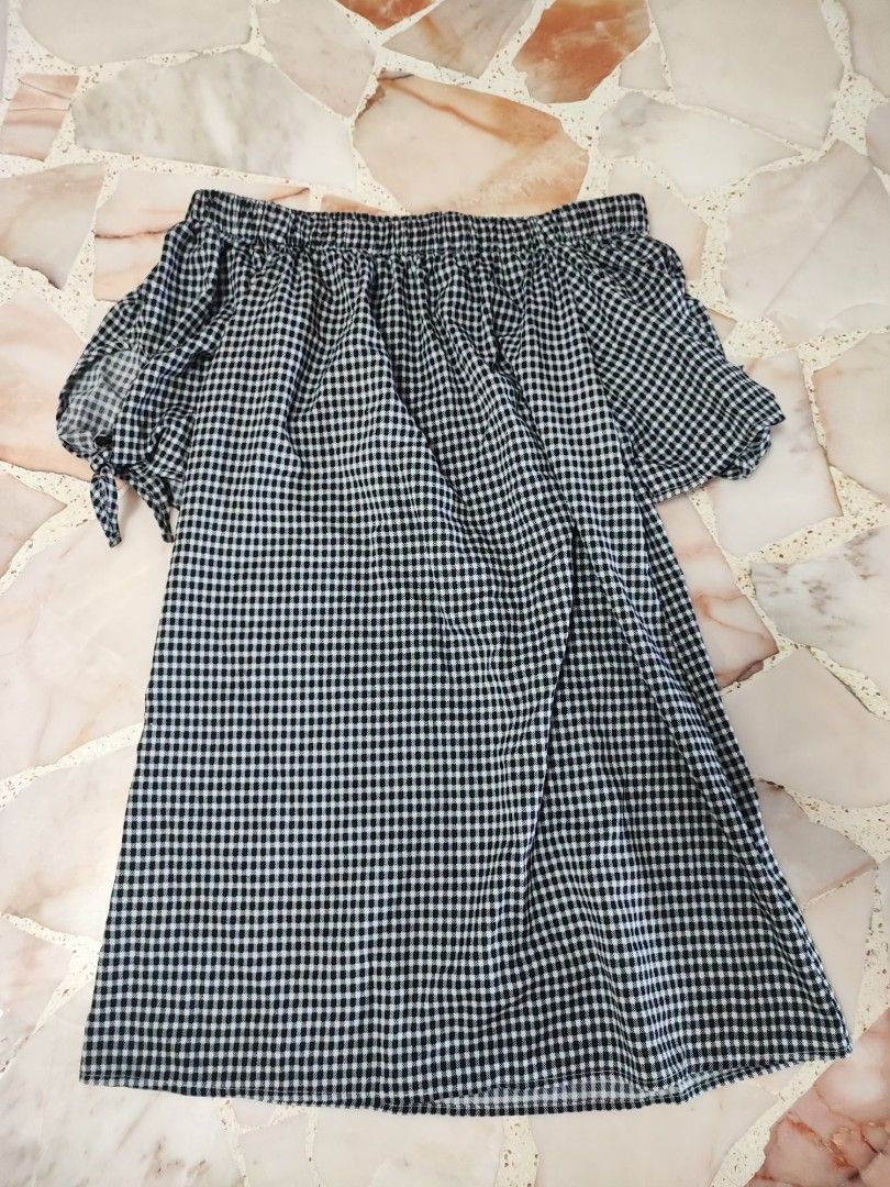 Gingham tie dress shop