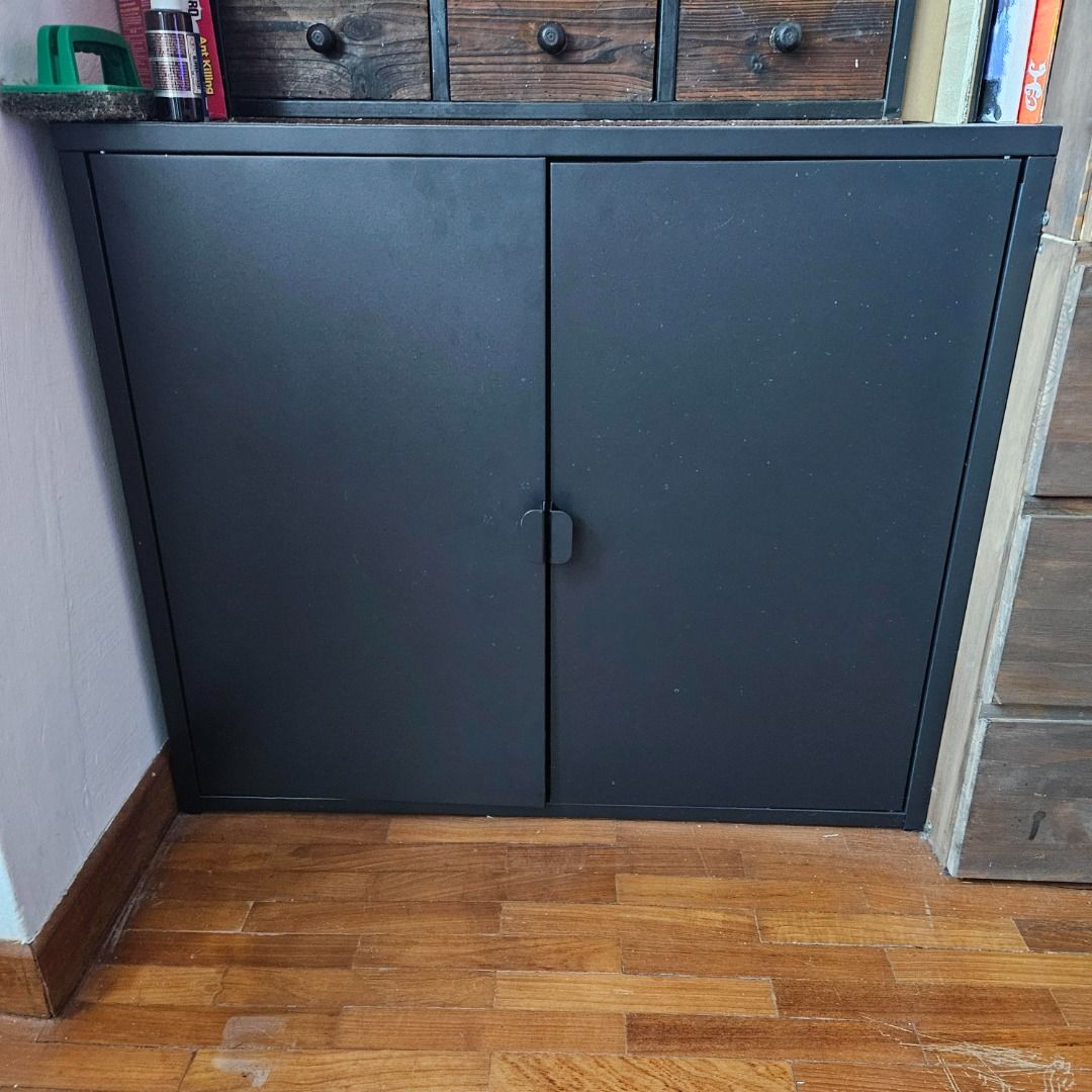 Bror cabinet shop