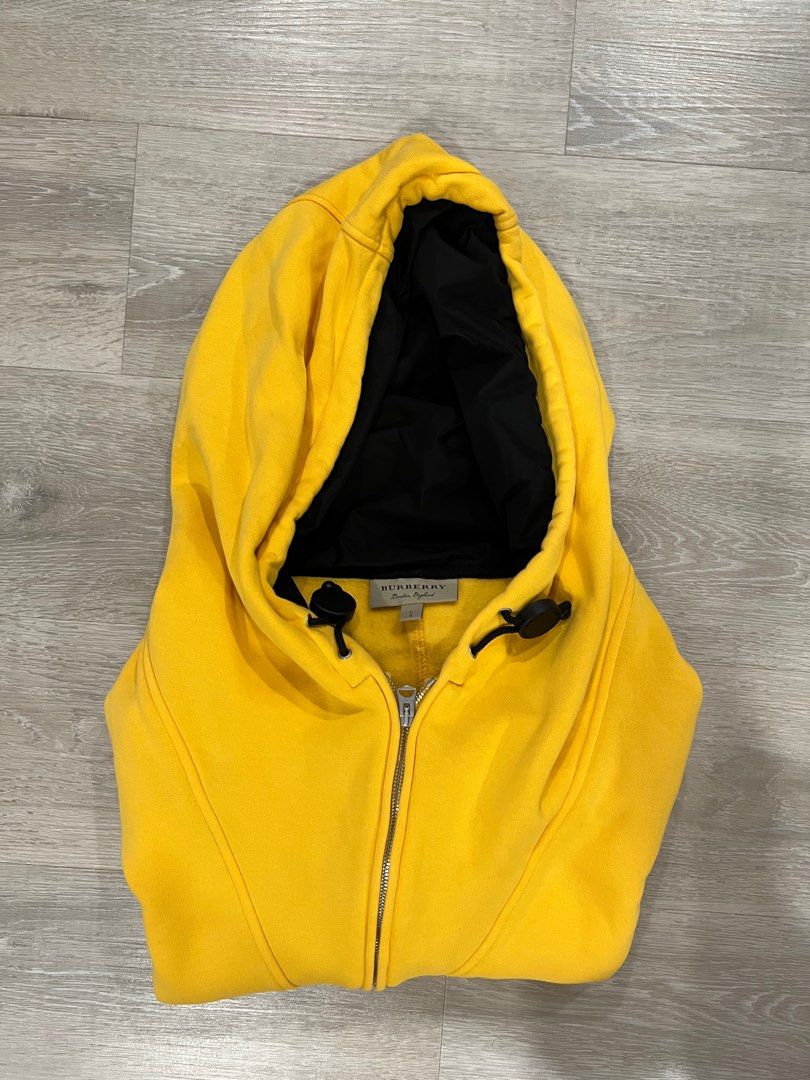 Burberry Yellow Hoodie Men s Fashion Tops Sets Hoodies on