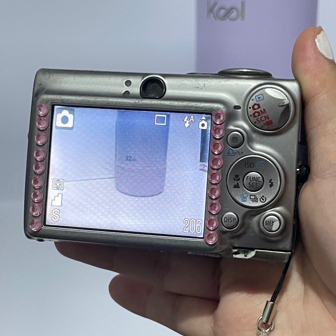 CANON DIGITAL IXUS 750, Photography, Cameras on Carousell