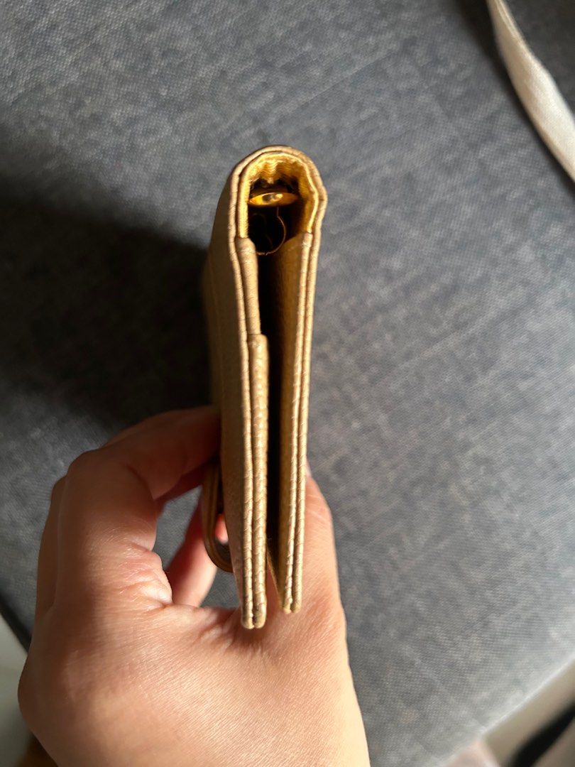 Chanel Caviar Agenda (Category: Luxury Bags & Wallets) located in Santa Rosa. Submitted by lbx89 (Listing ID 1281001448, Image 3). Description: Chanel caviar agenda guaranteed authentic super nice pa flaw to take note: please see pic, holo cut out.