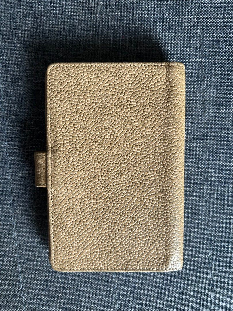 Chanel Caviar Agenda (Category: Luxury Bags & Wallets) located in Santa Rosa. Submitted by lbx89 (Listing ID 1281001448, Image 2). Description: Chanel caviar agenda guaranteed authentic super nice pa flaw to take note: please see pic, holo cut out.