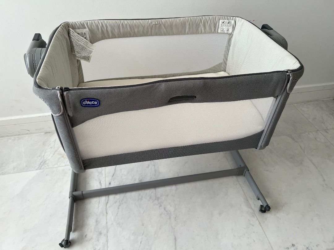 Chicco next to cheap me magic mattress