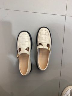 CMG BEIGE LOAFERS MARY JANE