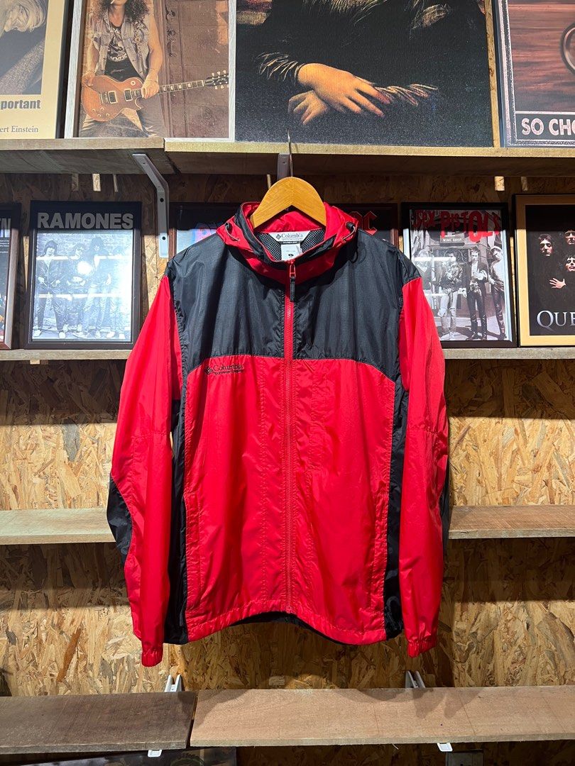 Columbia on sale packable windbreaker