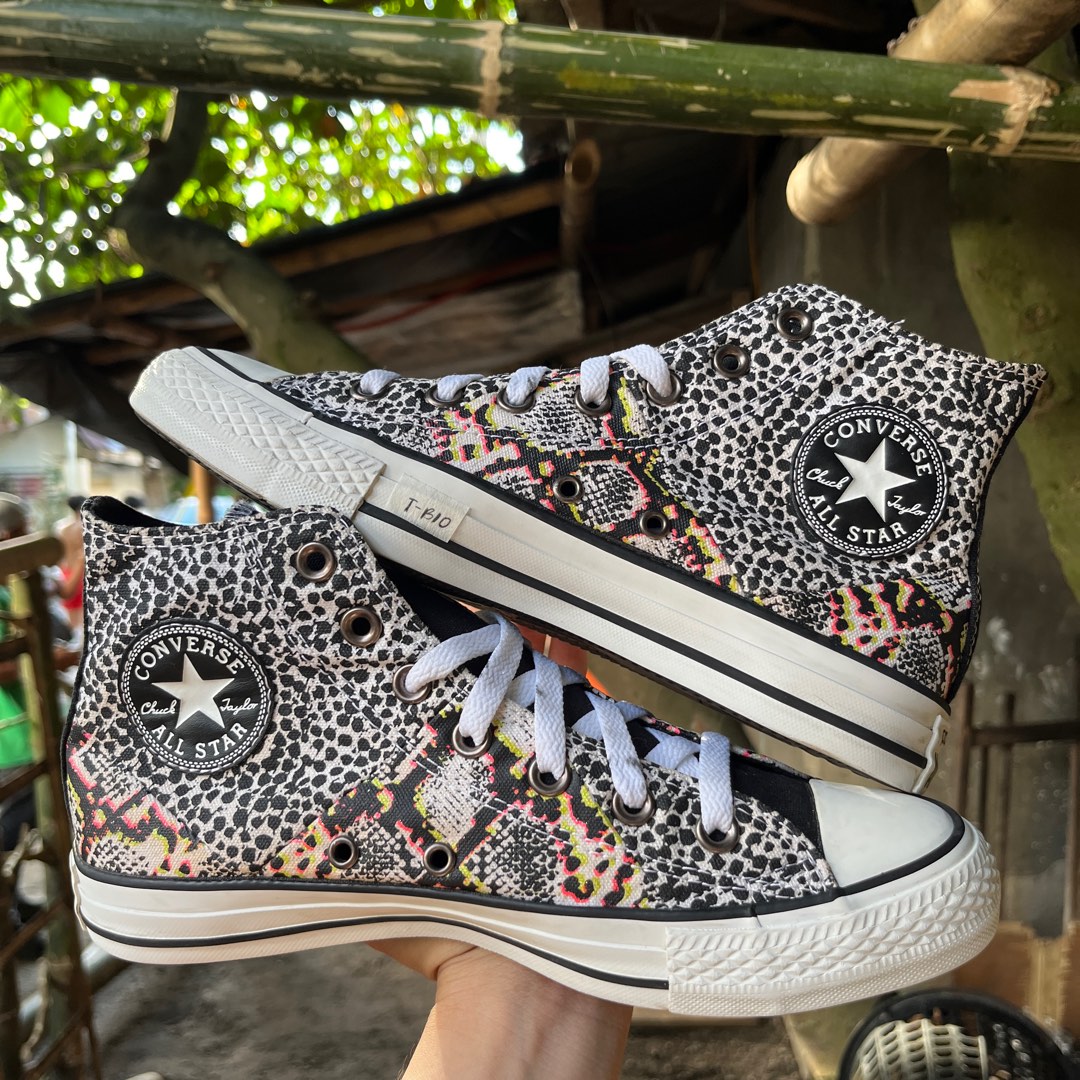Converse hot sale multi panel