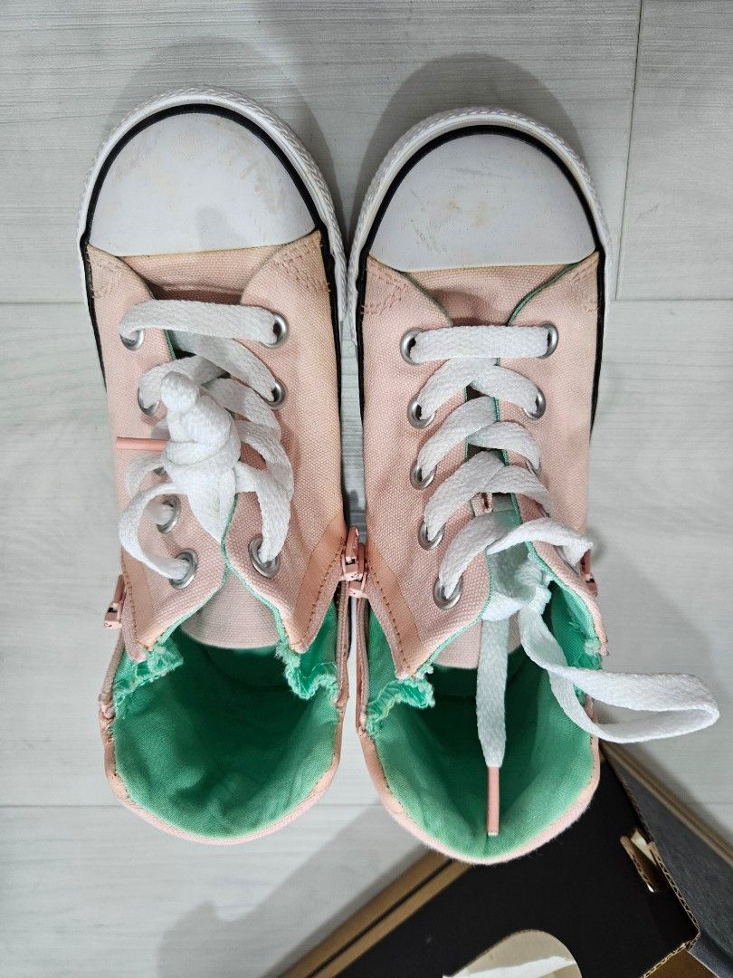 Girls discount converse pink