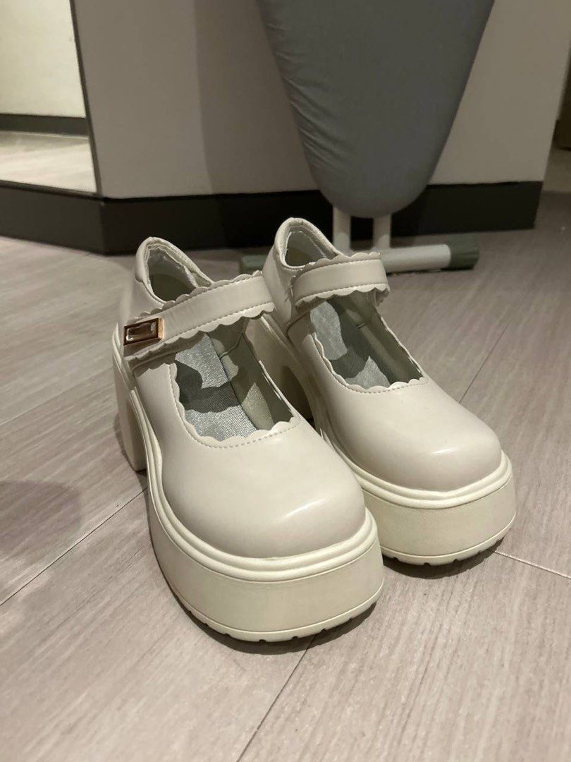 White chunky heels platform top