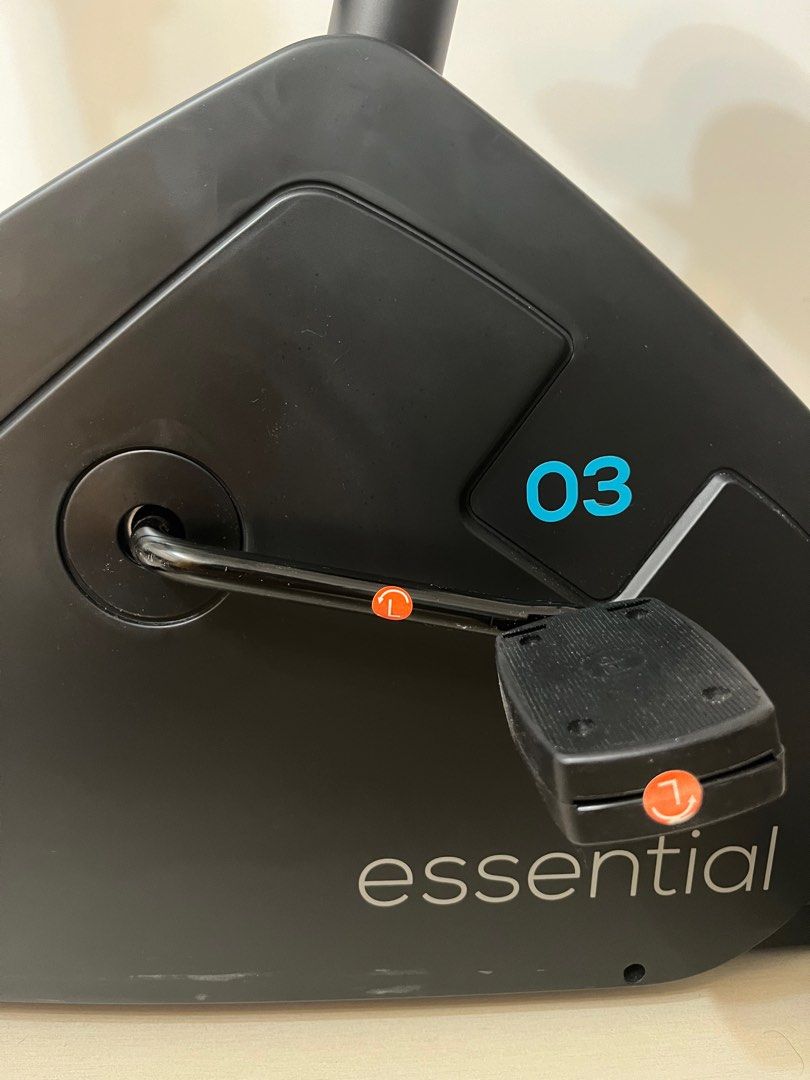 Vélo elliptique best sale domyos essential 03
