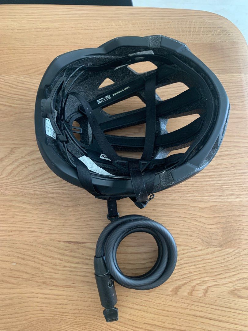Helmet lock decathlon store