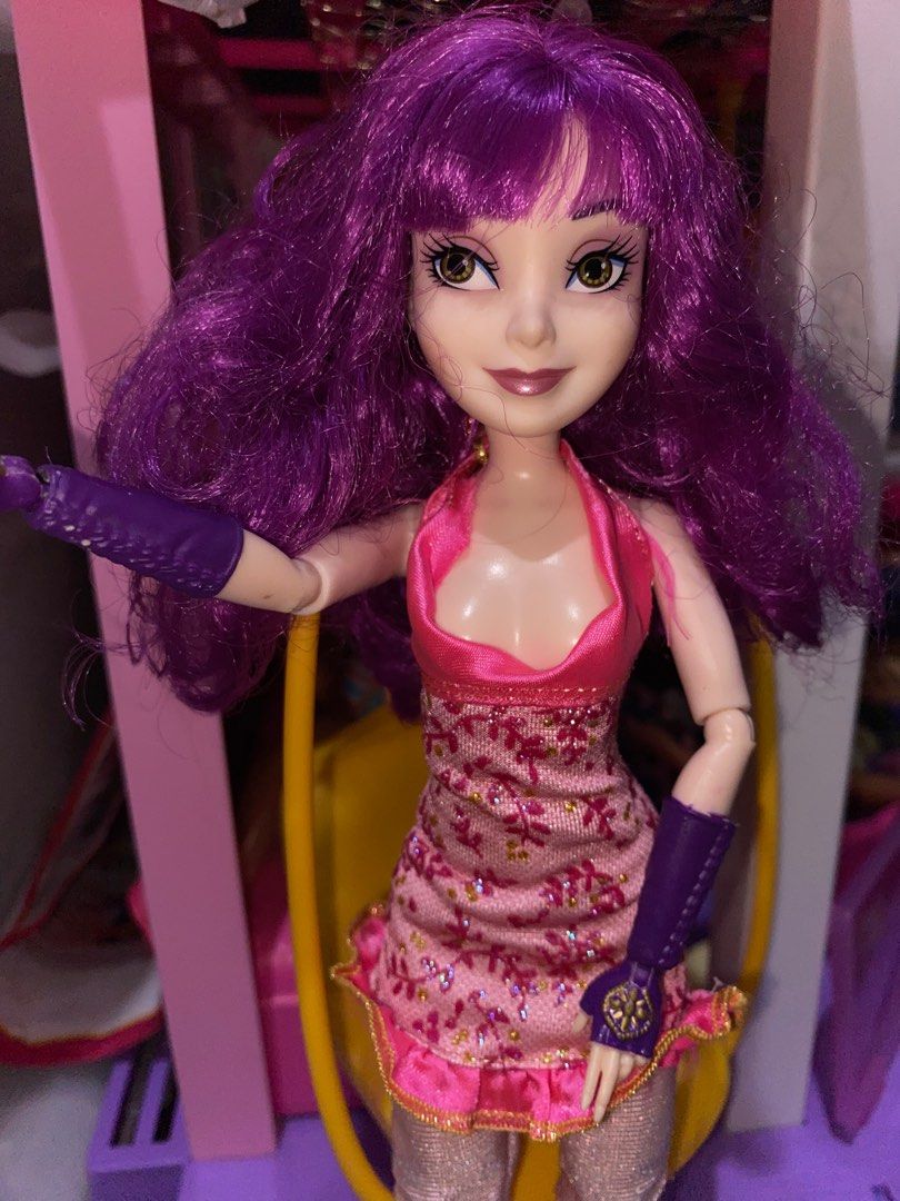 Disney Descendants Hobbies Toys Toys Games On Carousell