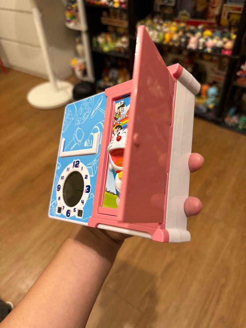 Doraemon Clock (Category: Clocks) located in Mandaluyong City. Submitted by wayby (Listing ID 1281126844, Image 2). Description: Limited piece from Japan Tags: Bandai, hasbro, McDonald’s, jollibee.