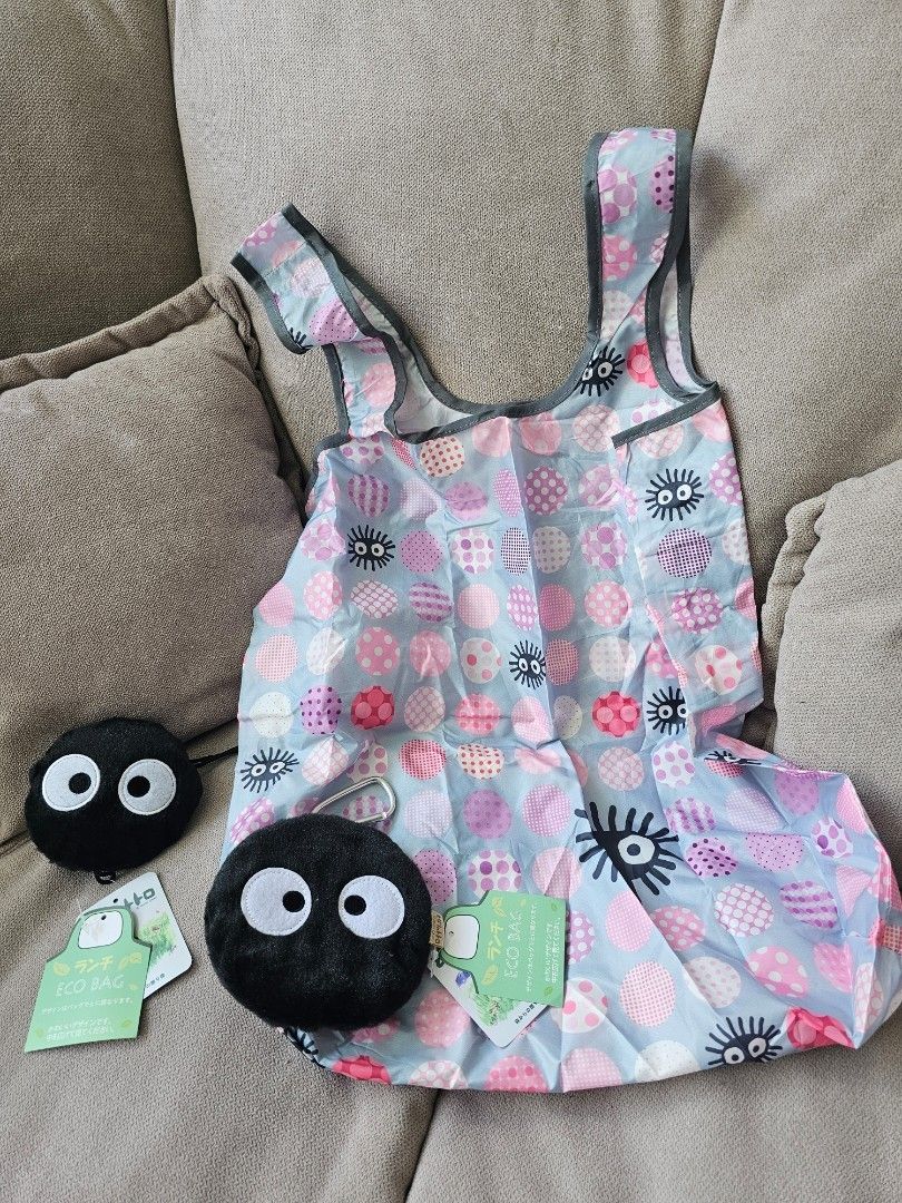 (Ready Stock from Japan 🇯🇵) Studio Ghibli Dust Bunny Eco Tote Bag with Hook (Category: Tote Bags) located in Singapore. Submitted by oddball.fishes (Listing ID 1281073460, Image 3). Description: 🇯🇵 Studio Ghibli Dust Bunny Susuwatari Eco Tote Bag- Super light weight, bought in Japan. Great for supermarket, back up shopping bag for daily use, can be used as a keychain on bags too Dimensions: 45 x 70 cm (Large tote bag, great for supermarket or