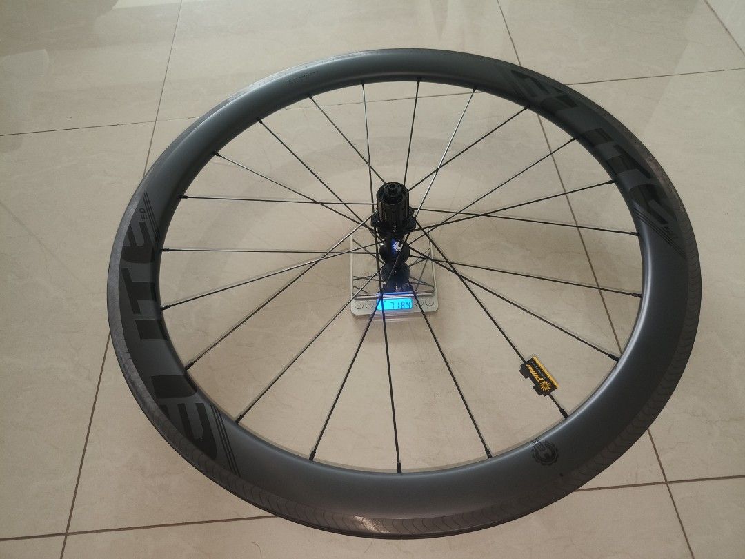 1.32kg Elitewheels edge 50mm carbon wheels, Sports Equipment