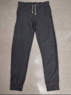 Gymshark crest straight leg joggers, Men's Fashion, Activewear on Carousell