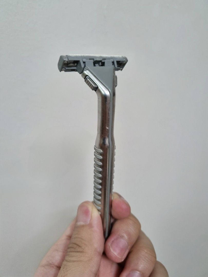 Excel Sensor Safety Razor, Beauty & Personal Care, Men's Grooming on ...