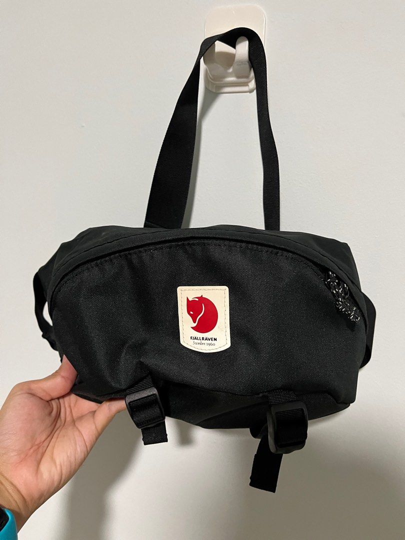 Fjallraven ulvo large sling bag clearance