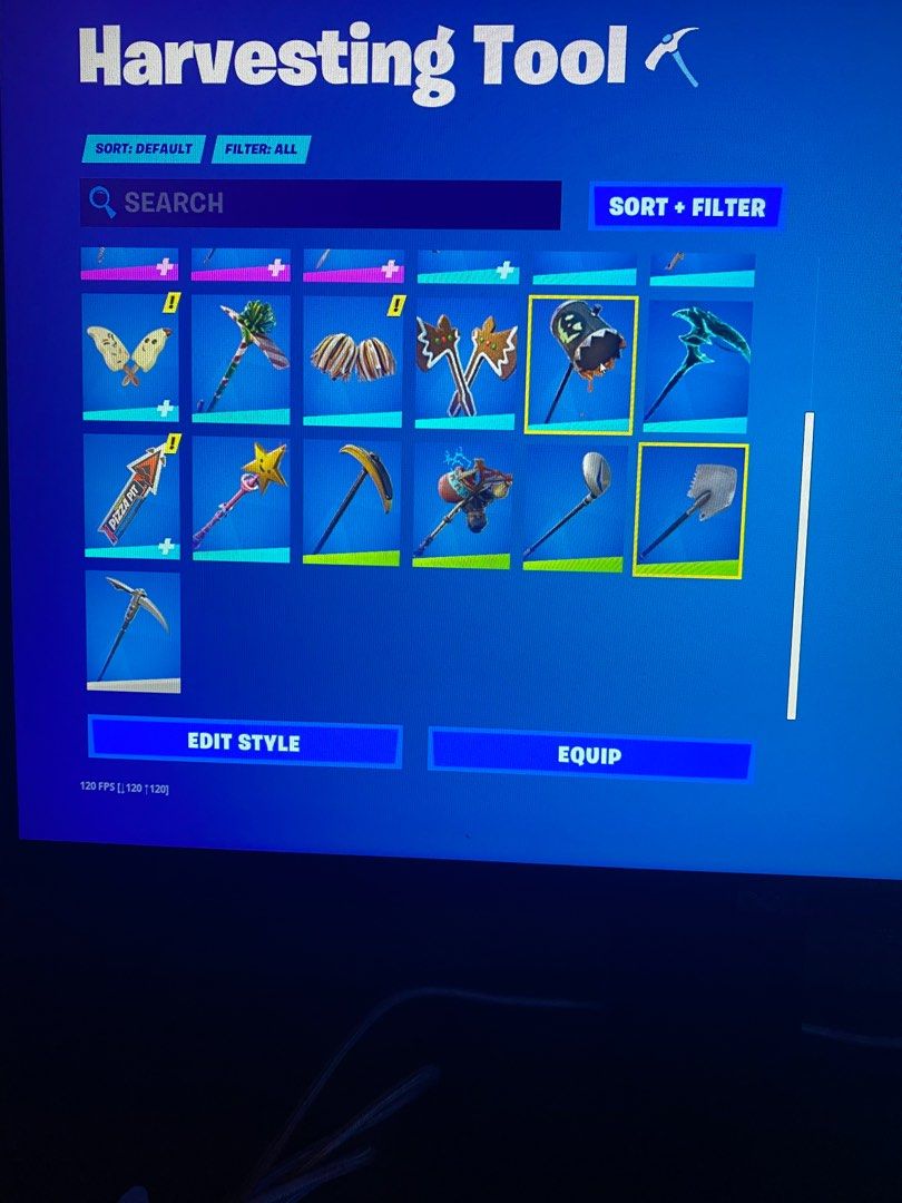 COMPTE FTN IKONIK / Rare mon discord (ferno493) ( prix negociable a