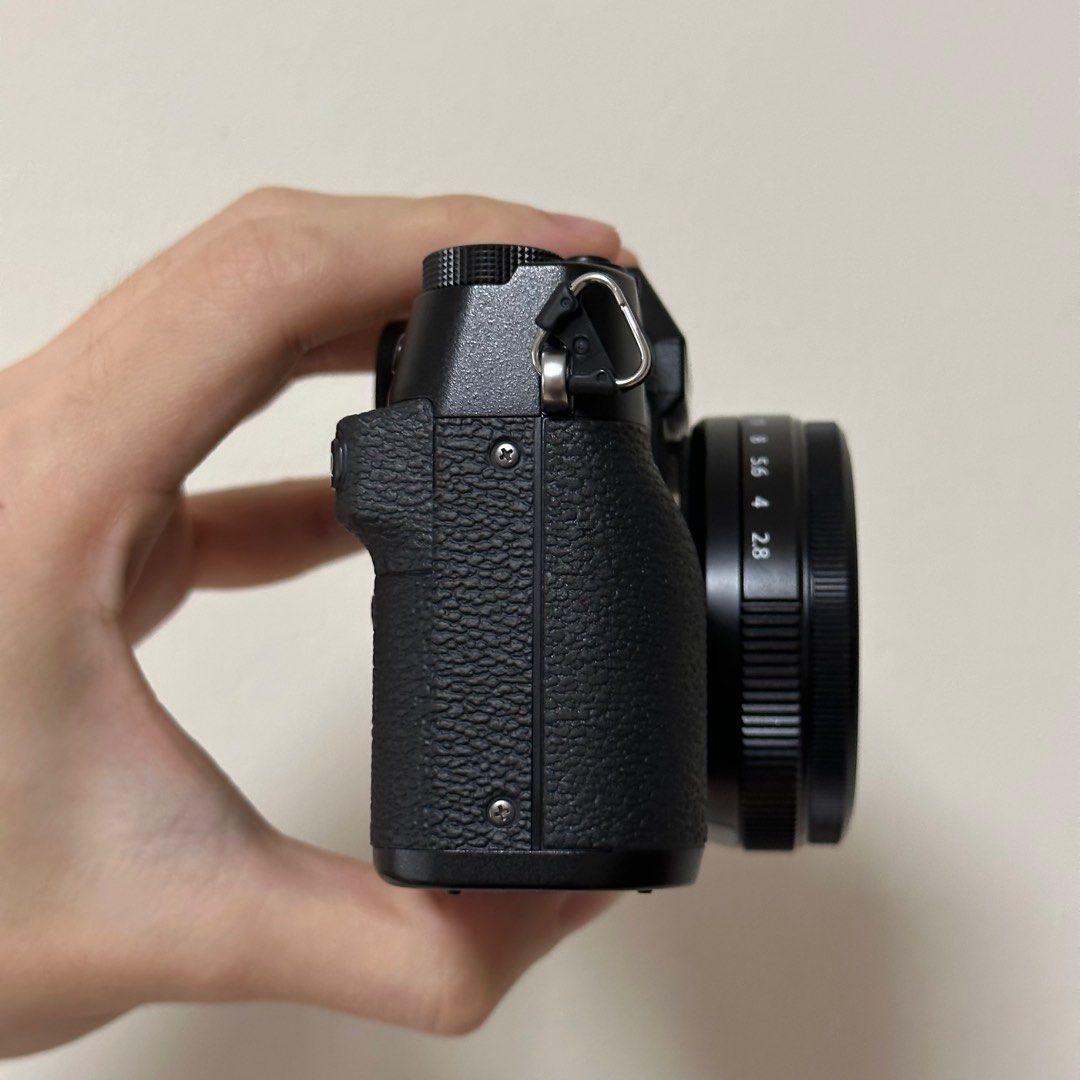 Fujifilm XT30 II + XF27mm F2.8 R WR Lens, Photography, Cameras on Carousell
