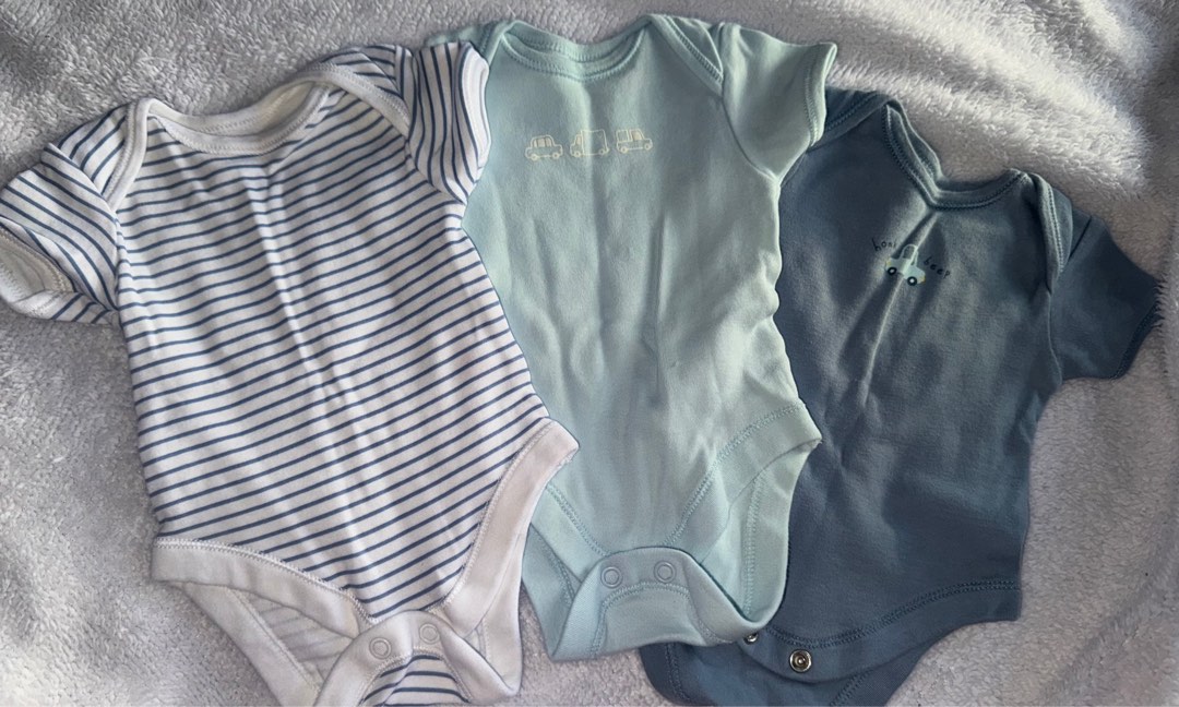 Baby bodysuits uk 2025