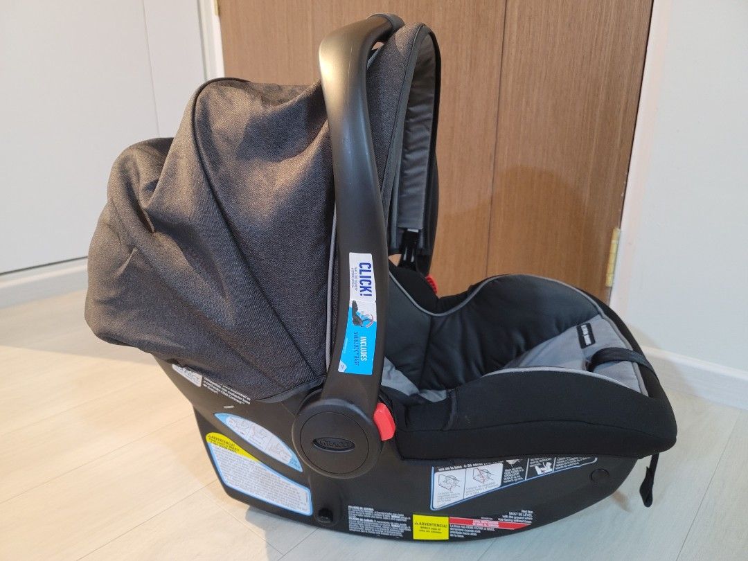 Graco Car Seat with Infant insert and Base