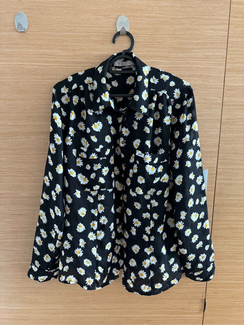 Guess floral blouse discount