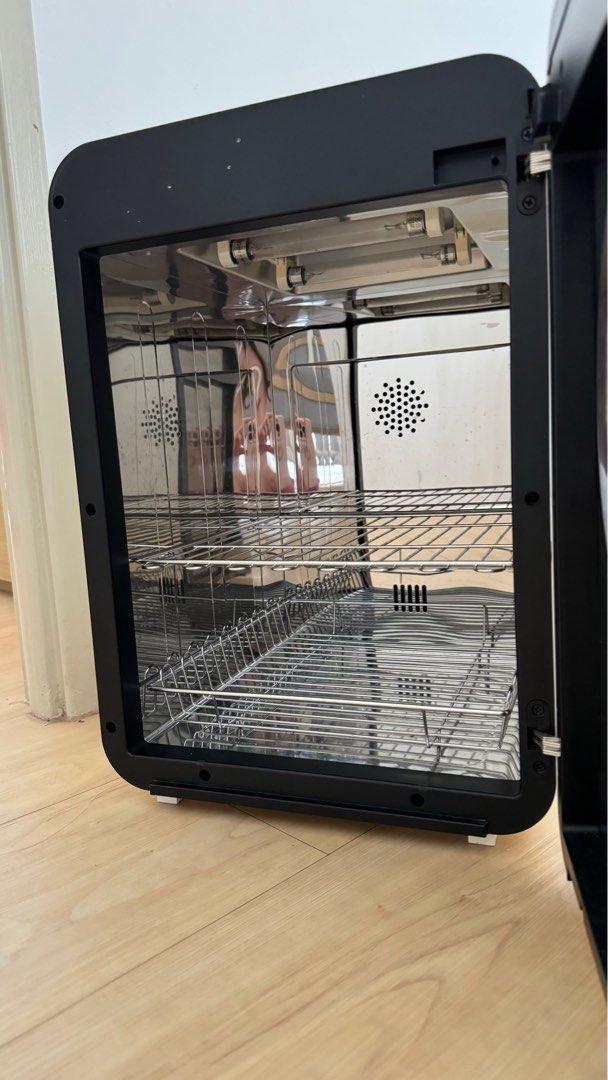 Haenim UV Sterilizer (with 2pcs replacement UV lamps included