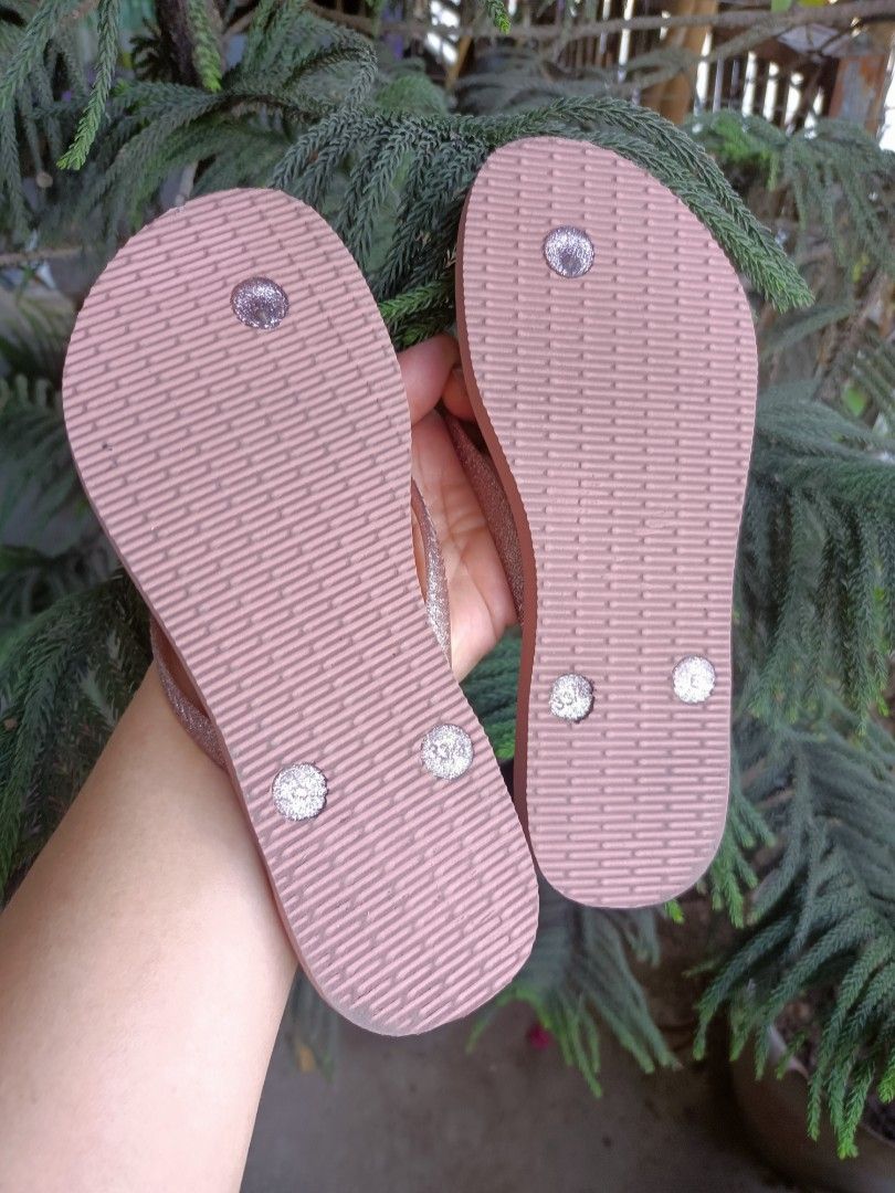Havianas size 4 online
