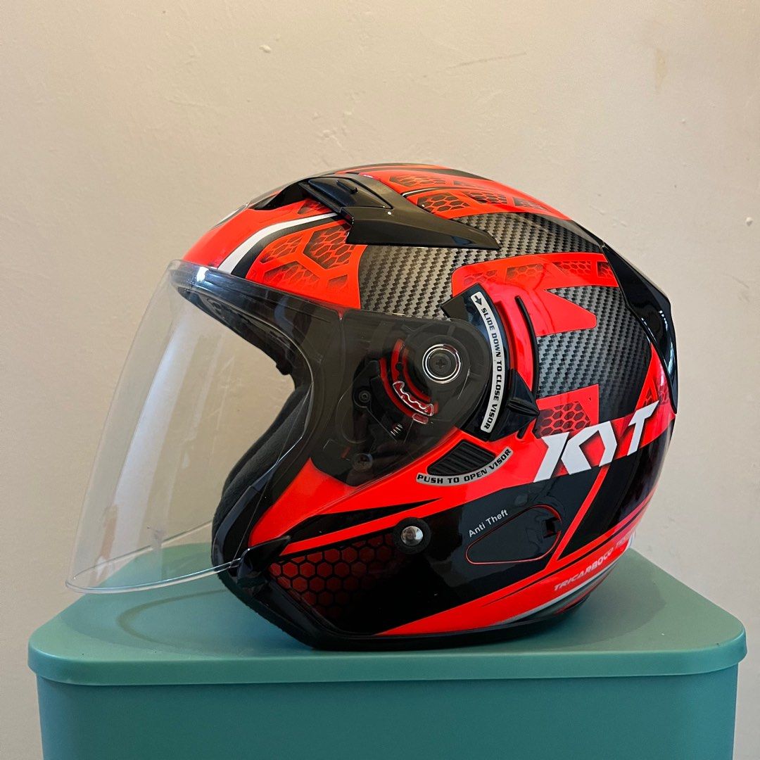 Kyt helmet venom top