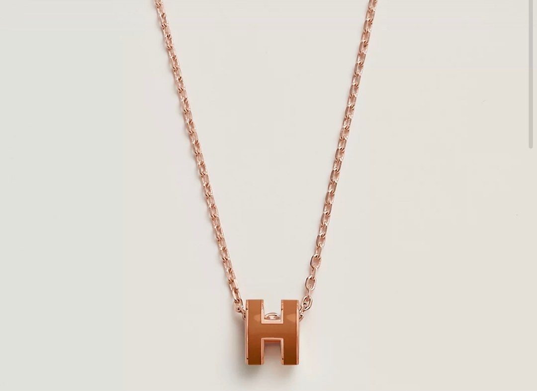 Mini store h necklace