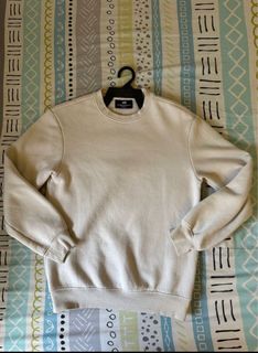 (Category: ) located in . Submitted by eydaapreloved (Listing ID 1281019254, Image 1). Description: .