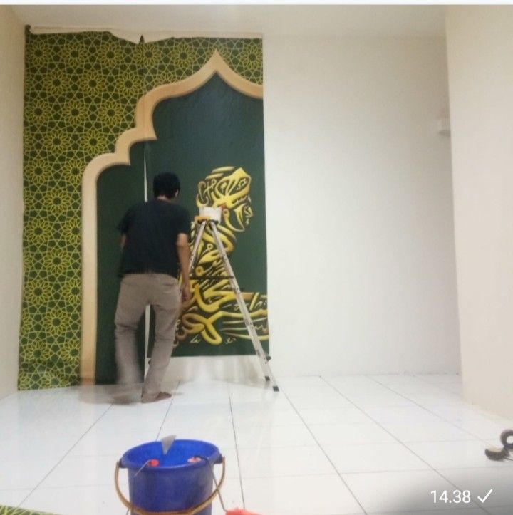 JASA PASANG WALLPAPER DINDING RESTORAN DI KLOJEN | AtmaGo