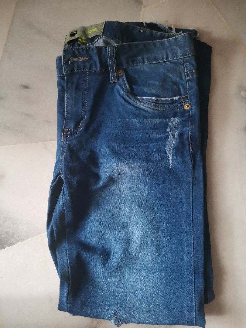 Romp discount jeans price