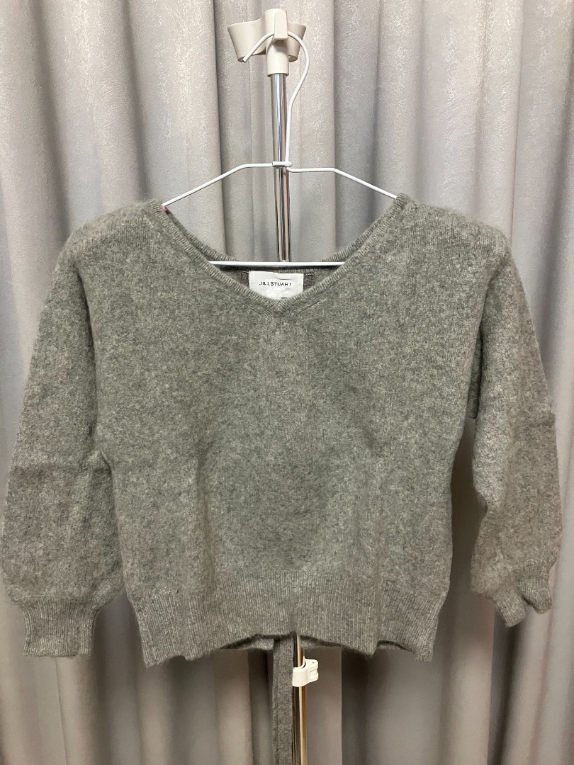 [3件共500]Jill by Jill Stuart 短版毛衣[買灰，棕兩件，送粉色], 她的時尚, 上衣, 長袖衫在旋轉拍賣