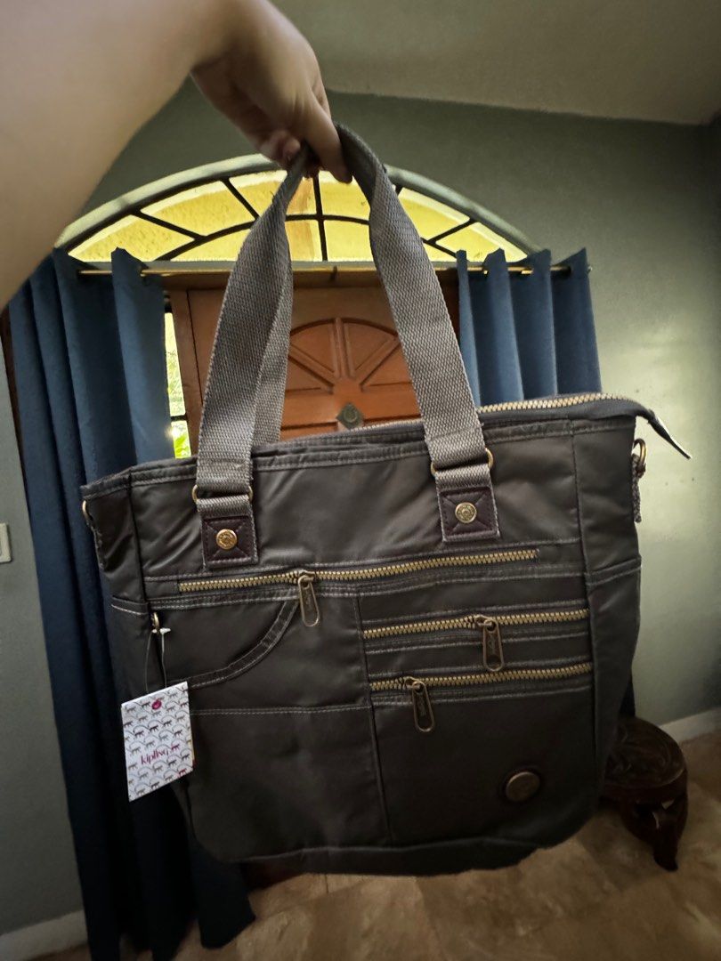 Kipling Tote Bag (Category: Tote Bags) located in Quezon City. Submitted by arivee (Listing ID 1281161053, Image 1). Description: KIipling tote Bag Class A from Vietnam Big and spacey.