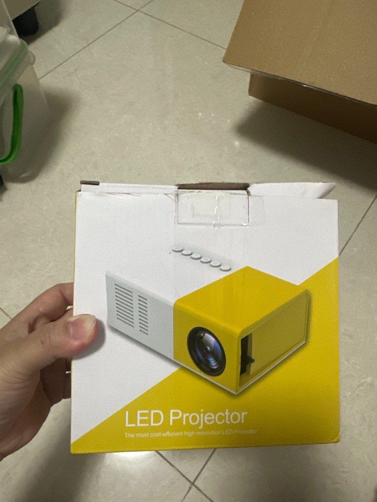 LED Projector, TV & Home Appliances, TV & Entertainment, Projectors on ...