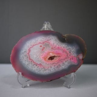 Legit Agate geode Cut with stand