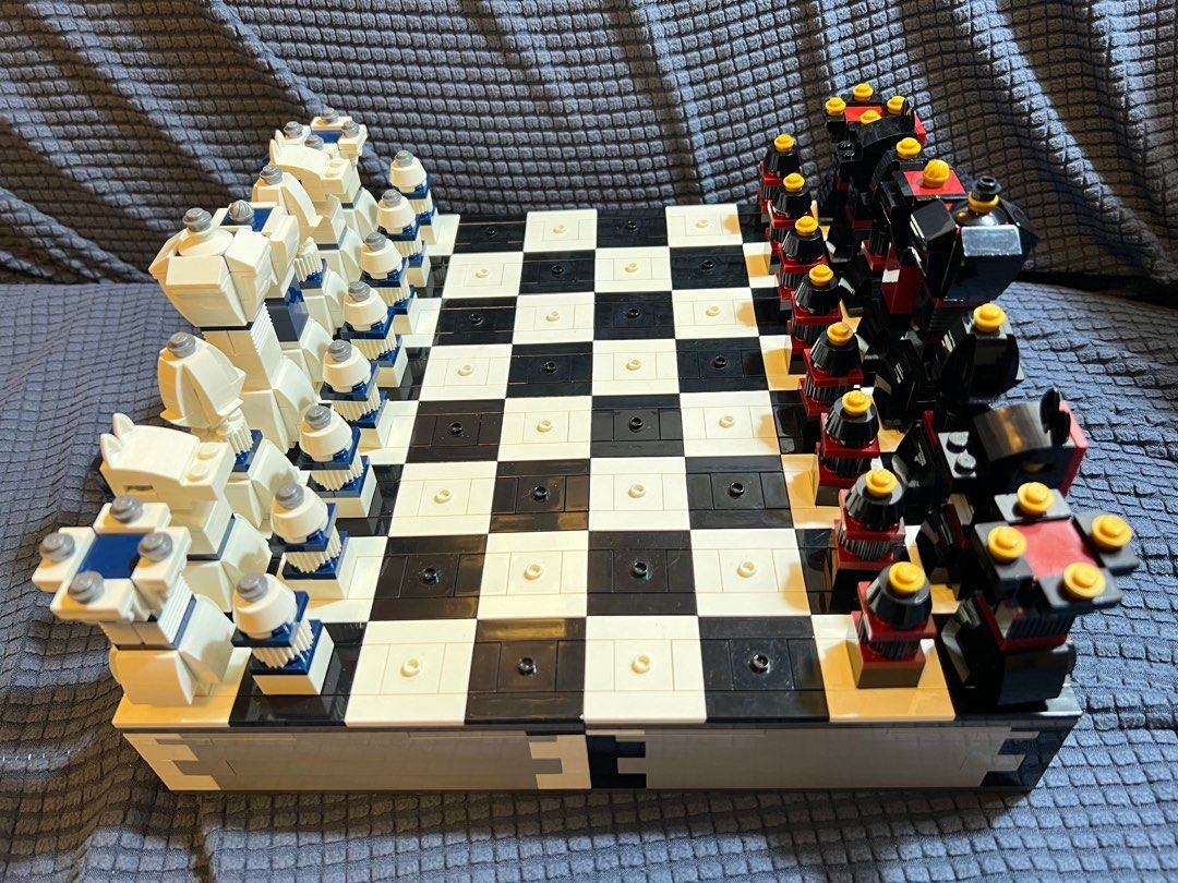 Lego chess set 2017 online