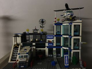 (Category: ) located in . Submitted by ced_lego (Listing ID 1281184420, Image 1). Description: .