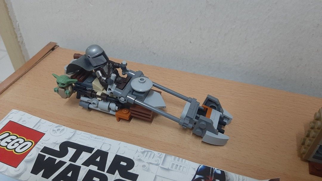 LEGO Star Wars 75299: Trouble on Tatooine, Hobbies & Toys, Toys & Games on  Carousell