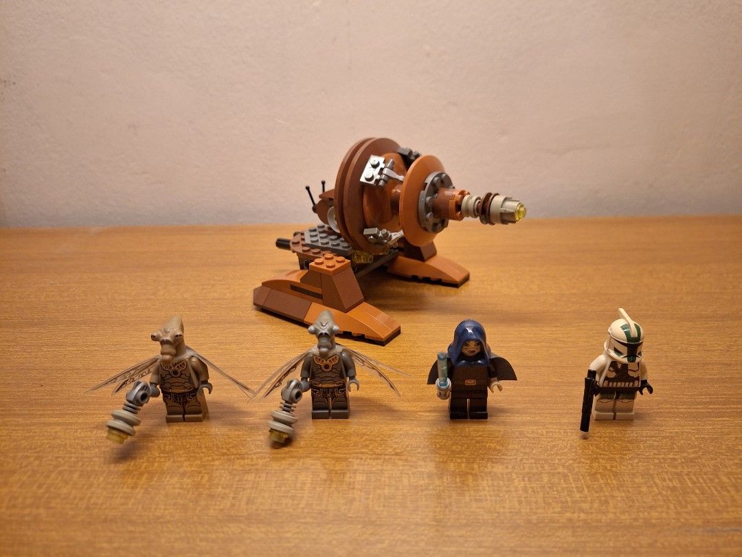 Lego geonosian 2025 cannon