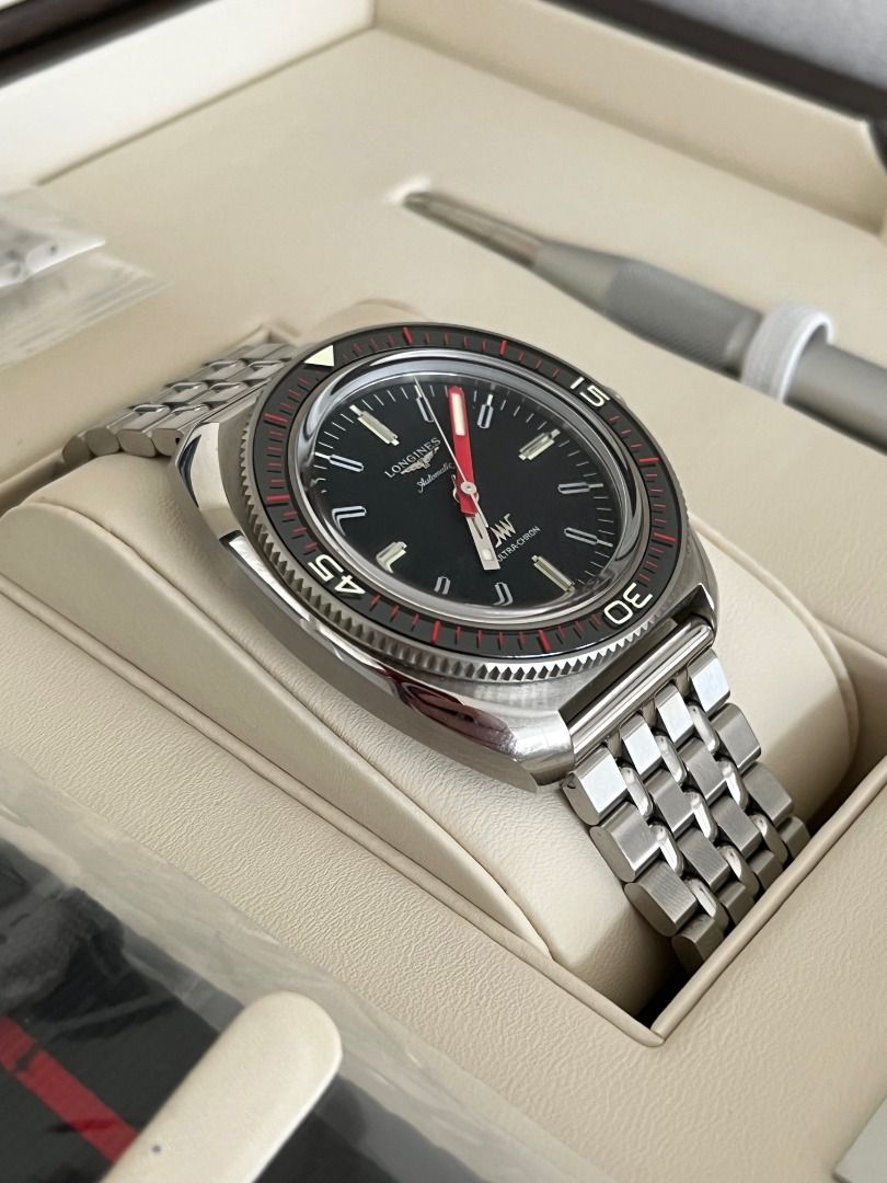 Longines costo store