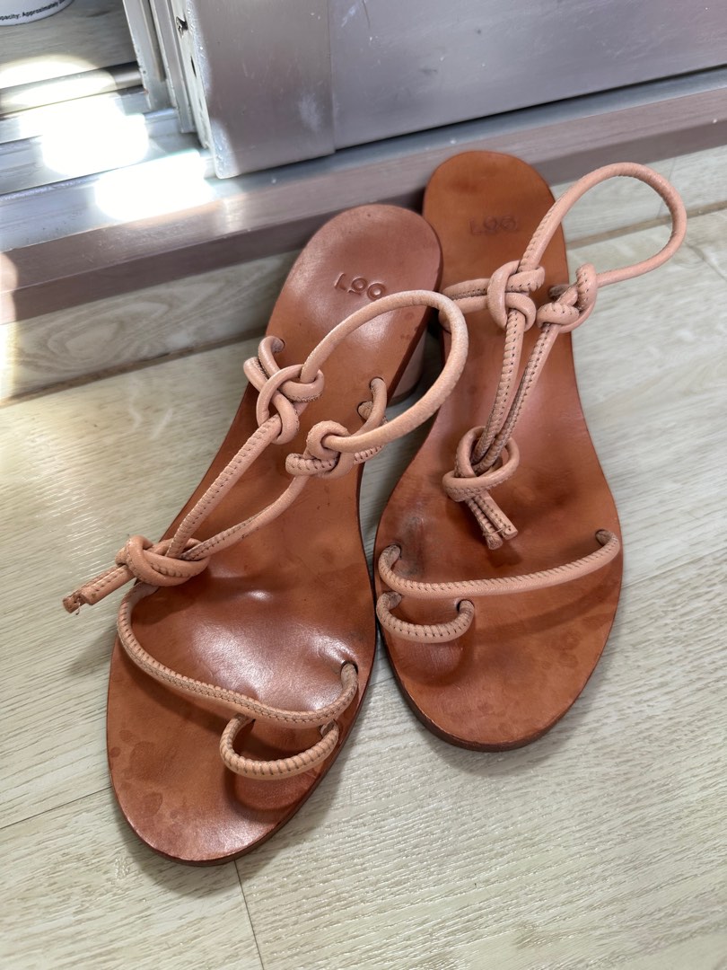 Loq xavi sandal shop