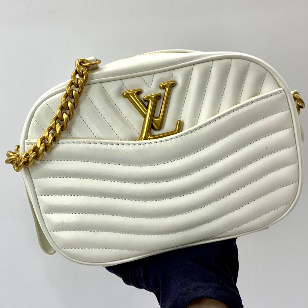 Lv new wave camera bag hotsell price