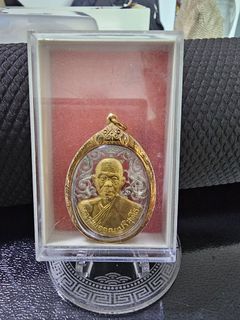 (Category: ) located in . Submitted by kooncollector (Listing ID 1281120655, Image 1). Description: .