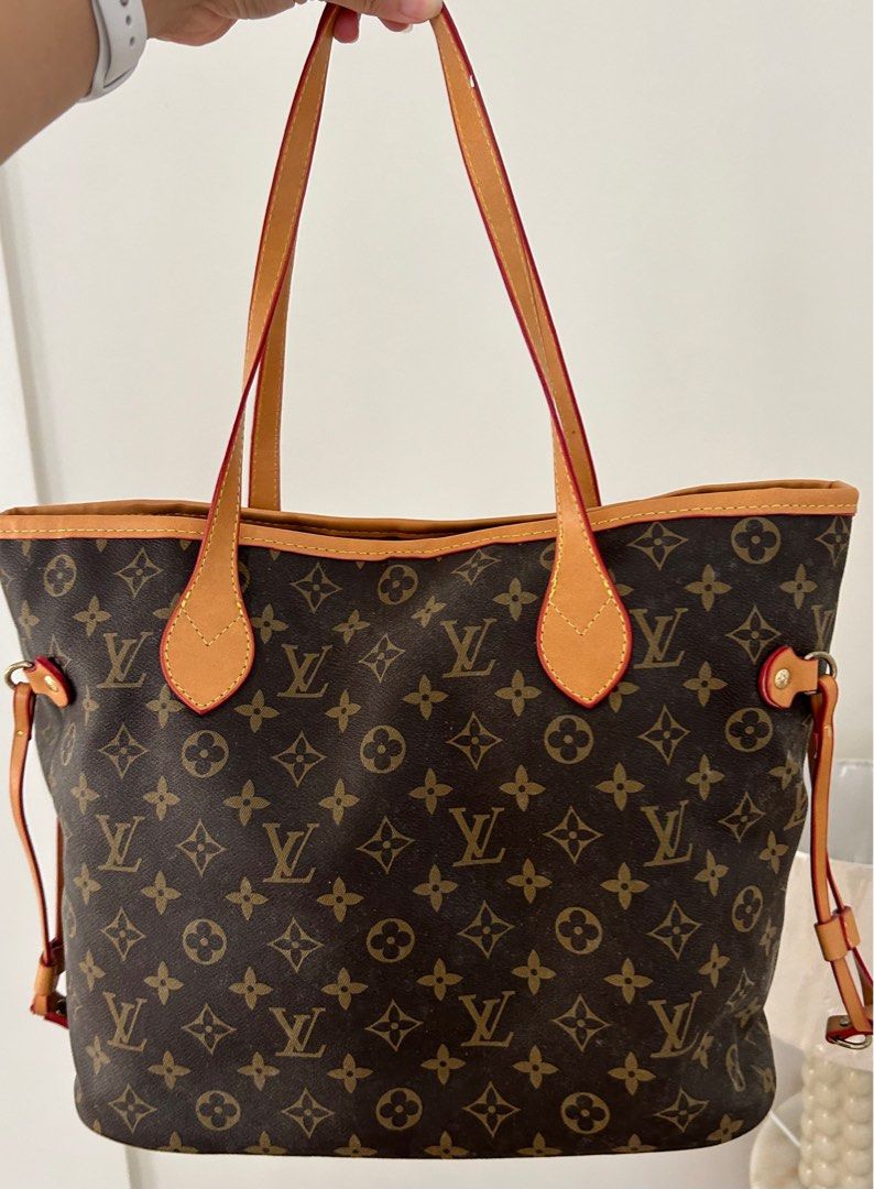 LV Neverfull (Category: Luxury Bags & Wallets) located in Cavite. Submitted by bohodreamer (Listing ID 1281033035, Image 2). Description: .
