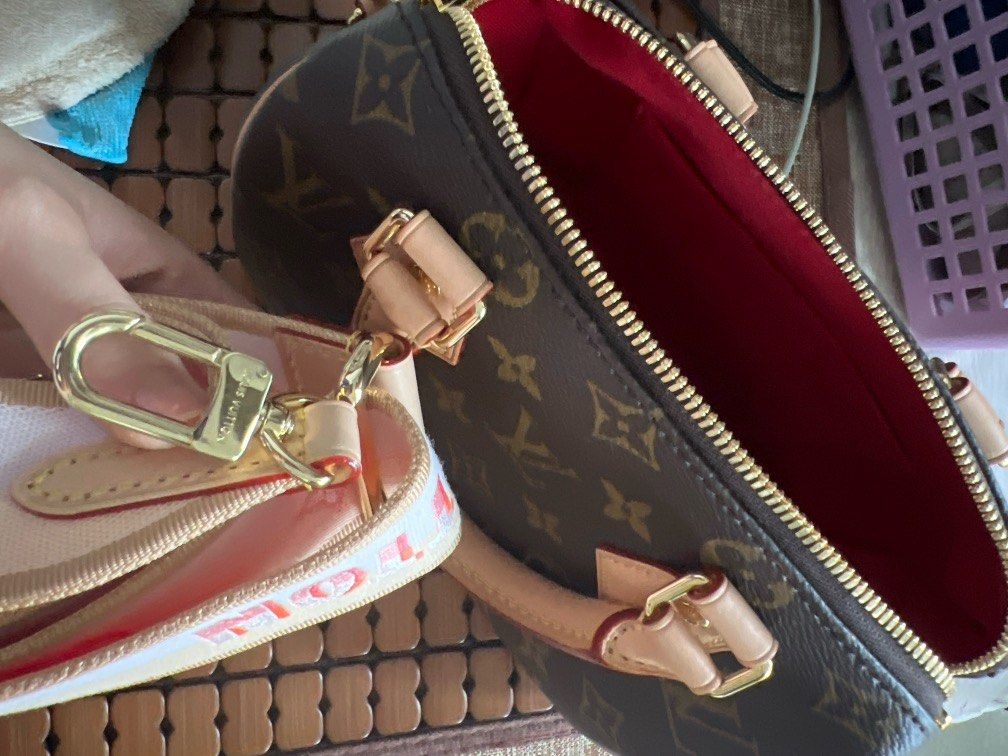 Louis vuitton bandouliere monogram top