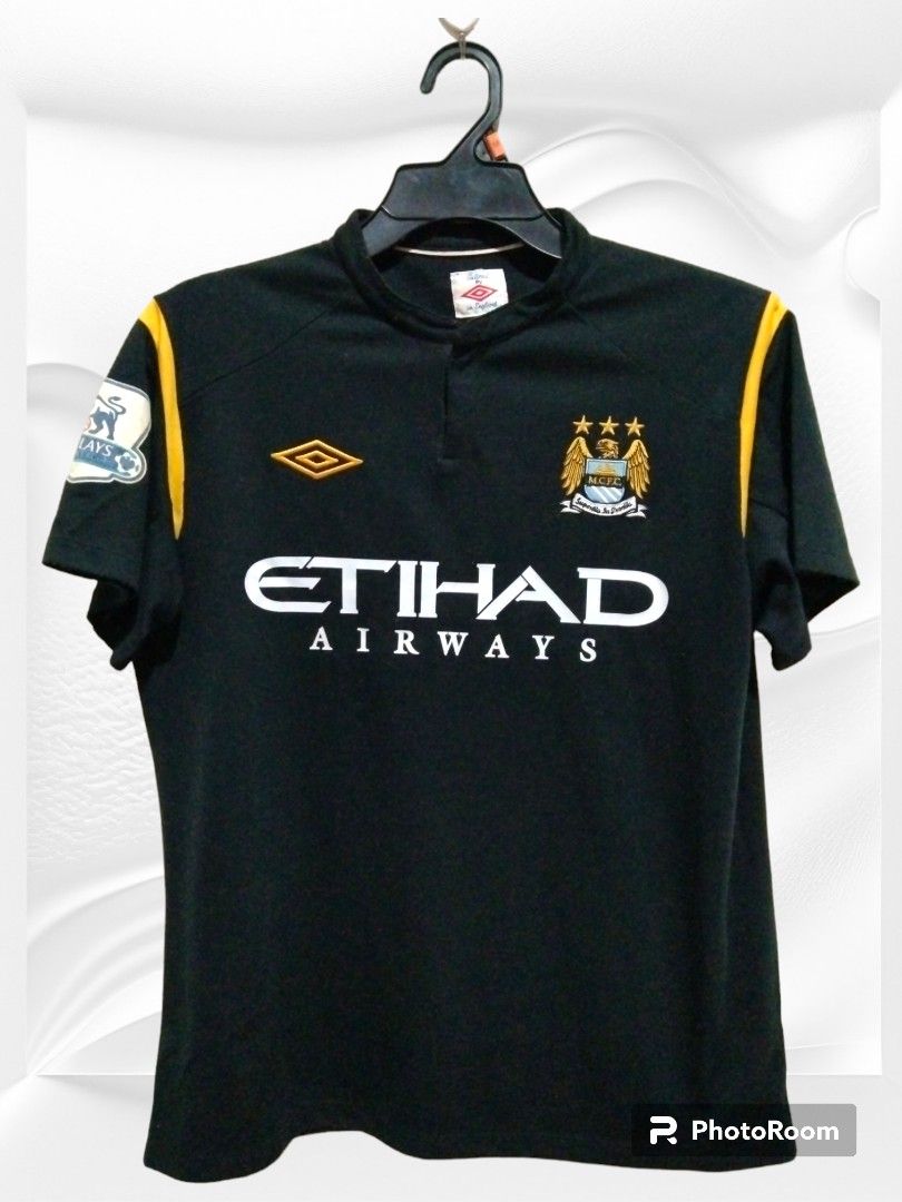 Manchester city umbro jersey