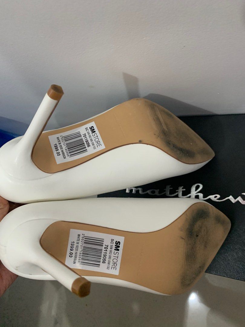 Matthews White pumps (Category: Heels) located in Manila. Submitted by katesys (Listing ID 1281102784, Image 3). Description: Size 36 used only for hours during my oath taking Bought at 1999 with box and tag 3 inches heels.