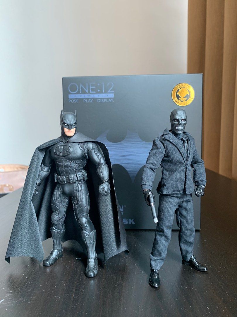 Mezco Toyz Action Figure Mezco Batman Sovereign Knight Onyx Mezco